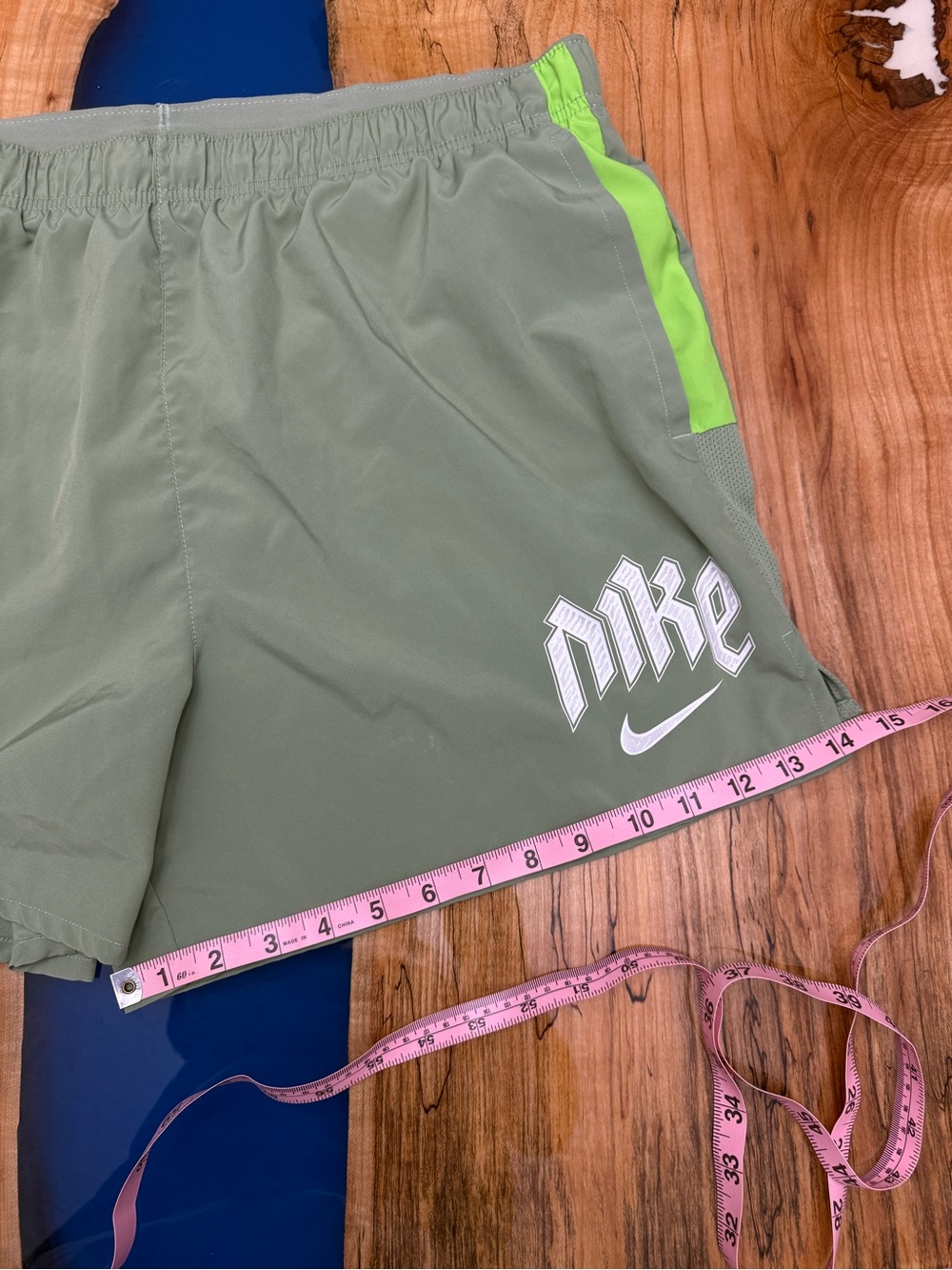 Nike Dri-FIT Running Shorts XL Sage Green Volt Athletic Gym Streetwear - Picture 5 of 12